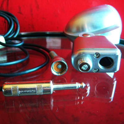 Vintage 1950's Turner 22D dynamic microphone Hi Z harp mic w