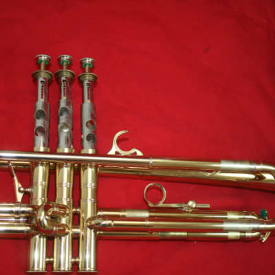 Selmer Paris Lightweight ML Bore 1968 Bb trumpet- Lacquered Brass image 12