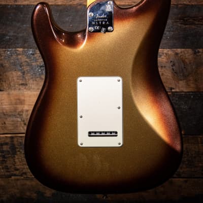 Fender American Ultra Stratocaster in Mocha Burst image 4