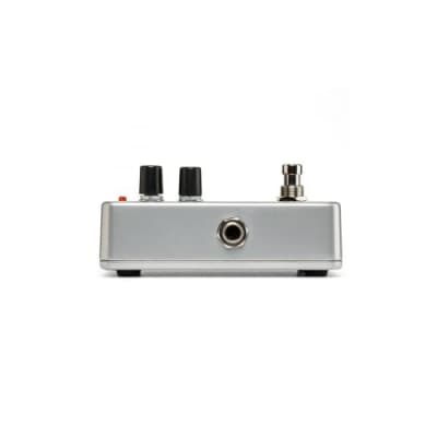 Electro Harmonix EHX Nano Deluxe Memory Man Analog Delay / Chorus / Vibrato Pedal image 2