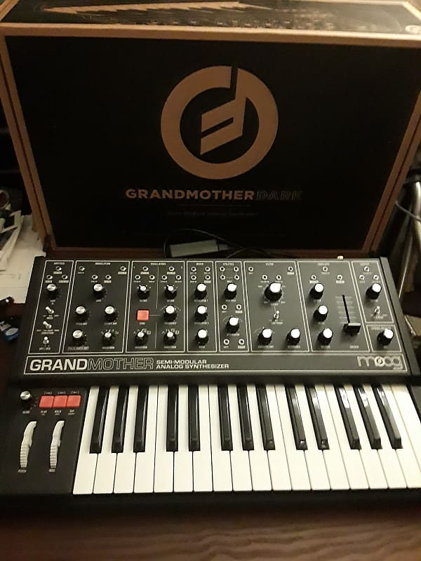 Moog Grandmother Dark 32-Key Semi-Modular Analog Synthesizer 2020