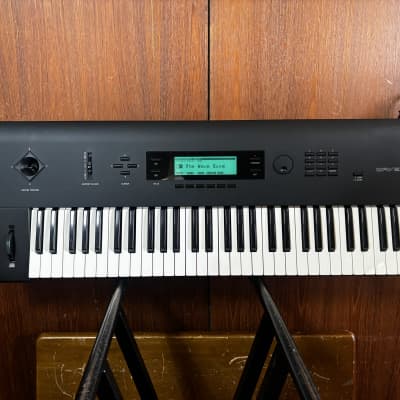 Korg Wavestation EX vector synthesis synthesizer New battery & LCD Backlight w/ case