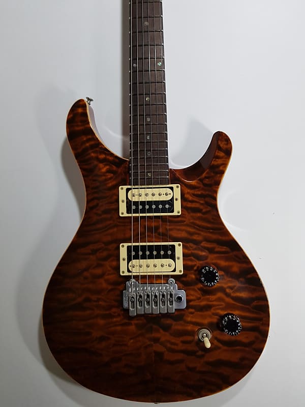 Tokai LG-118T PRS Type Quilted Maple top