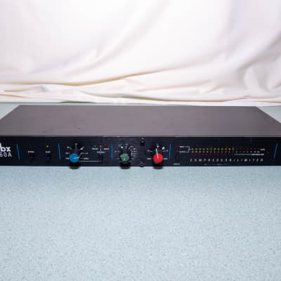 dbx 160A Compressor Limiter