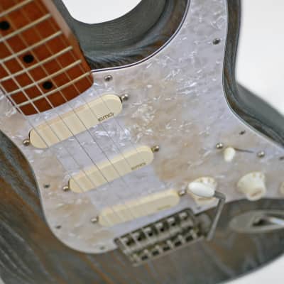 Offbeat Guitars "Model S" Catalpa Body, Roasted Maple Neck, EMG DG20 P/Us, Kluson Tremolo and Tuners image 7