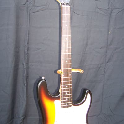 Silvertone SS15 Double Cutaway "S" Style Solid Body Electric Guitar 2010s Tobacco Burst image 2