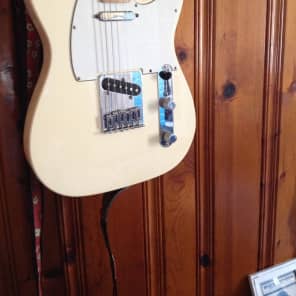 Fender Telecaster  w/ FRALIN blues pickups & push/pull tone control!! image 2