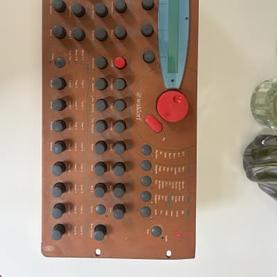 Waldorf Microwave XT Rackmount Wavetable Synthesizer 1998 - Orange