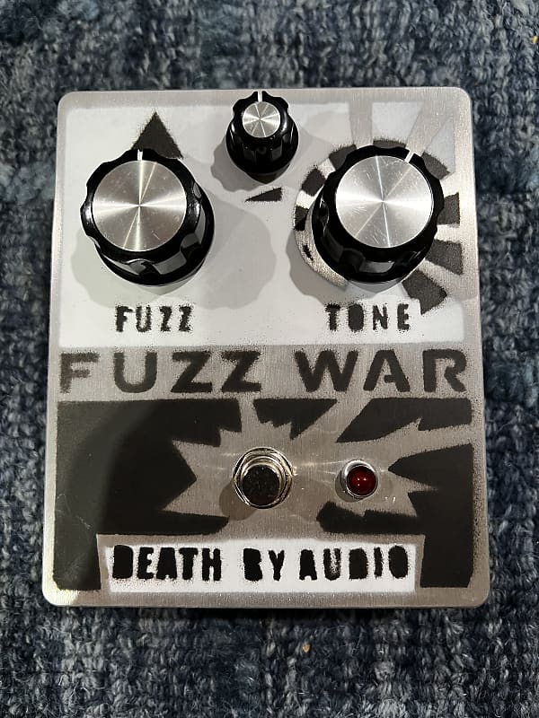 Death By Audio Fuzz War