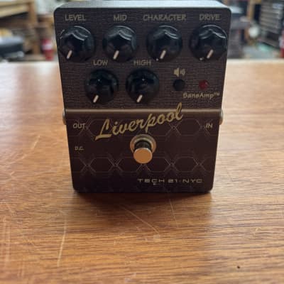 ギター TECH21 LIVERPOOL Sans amp Amazon.com: Tech 21 SansAmp Character Plus - Mop Top