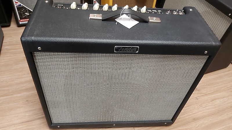 Fender Hot Rod Deluxe IV 3-Channel 40-Watt 1x12