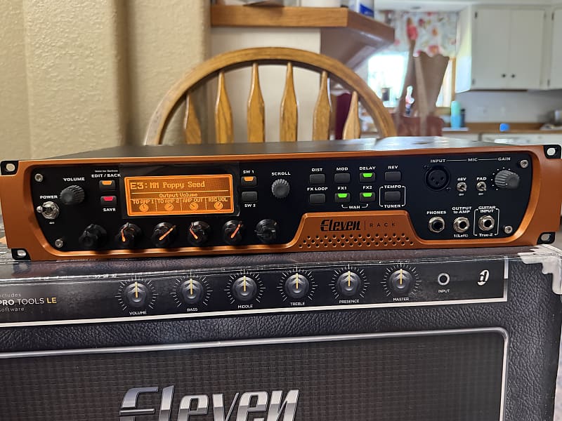 DIGIDESIGN ELEVEN RACK(イレブンラック) Digidesign Eleven Rack Guitar Interface | zZounds