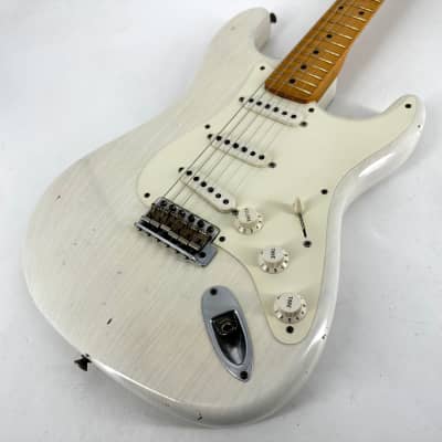 2006 Fender Custom Shop ’56 Stratocaster Relic – White Blonde image 2