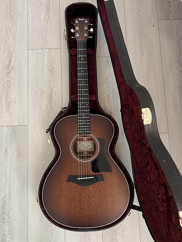 Taylor 322 Acoustic Guitar - Shaded Edgeburst