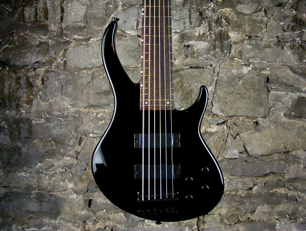 Peavey Grind Bass 6 Gloss Black 6 String Bass | Reverb