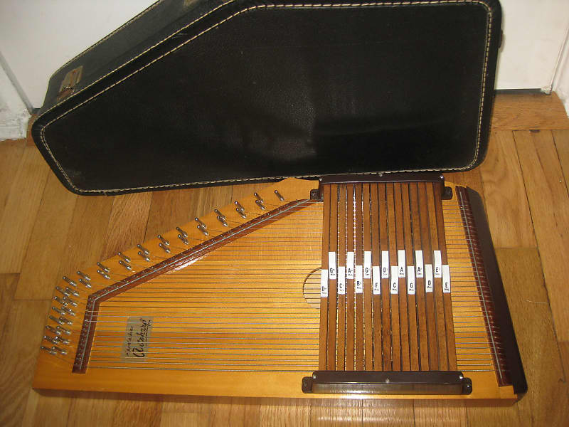 Oscar Schmidt Autoharp Appalachian 15 Chord with Case Ready Reverb