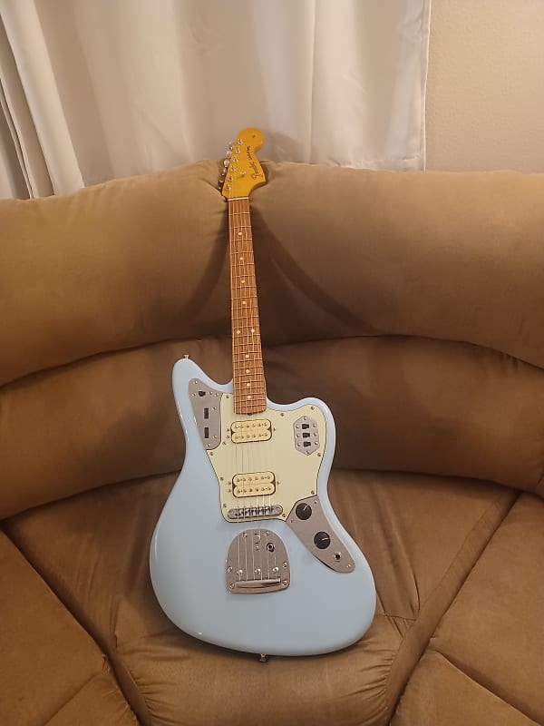 Fender Vintera '60s Jaguar Modified HH with Pau Ferro Fretboard 2019 - Present - Sonic Blue image 1