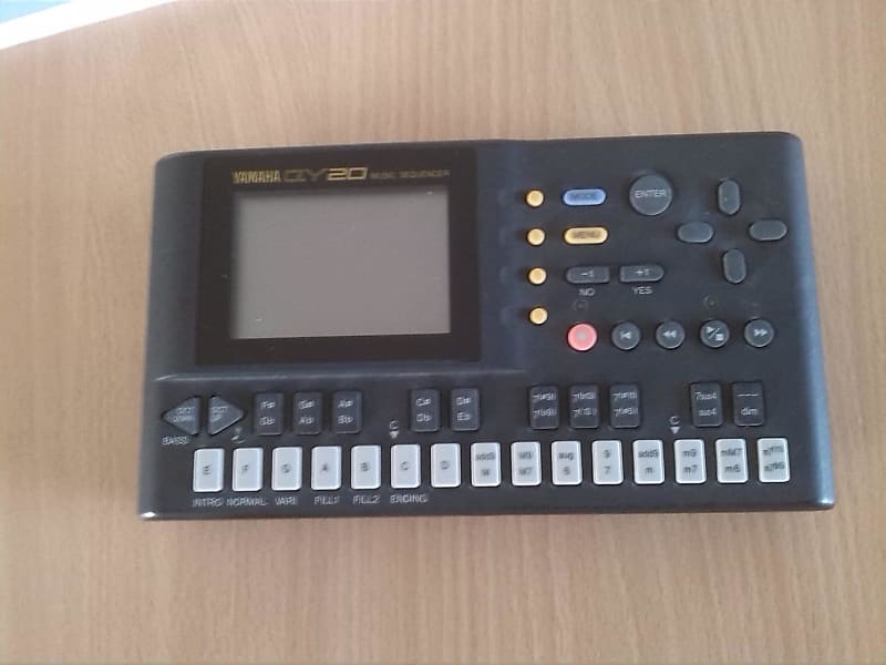 Yamaha QY20 Music Sequencer | Reverb Czechia