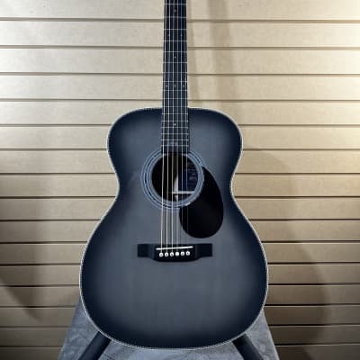 Martin OMJM John Mayer 20th Anniversary Acoustic-electric Guitar - Platinum Gray Burst w/OHSC #951 image 4