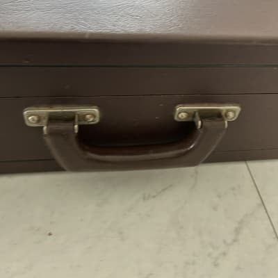 Selmer alto saxophone case image 4