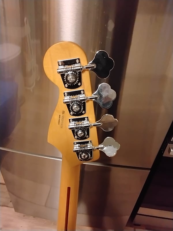 Fender 75th Anniversary Jazz Bass | Reverb Canada