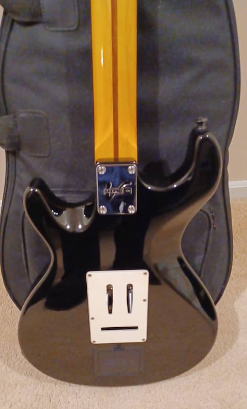 Line 6 Variax 600 Black - U2 The Edge | Reverb