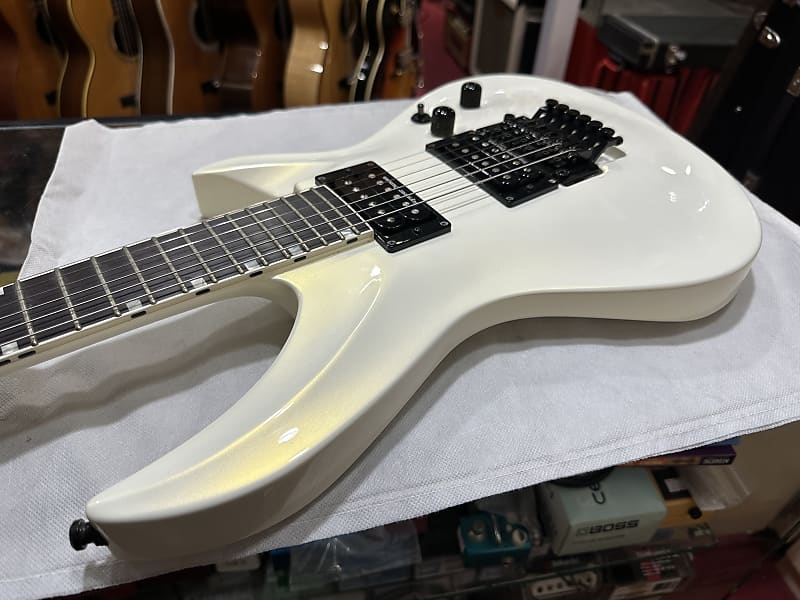 ESP Horizon-III Pearl White Gold Electric Guitar + Case Made in