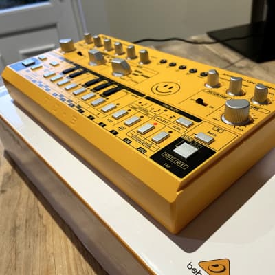 Behringer TD-3 Analog Bass Line Synthesizer - Rave Yellow