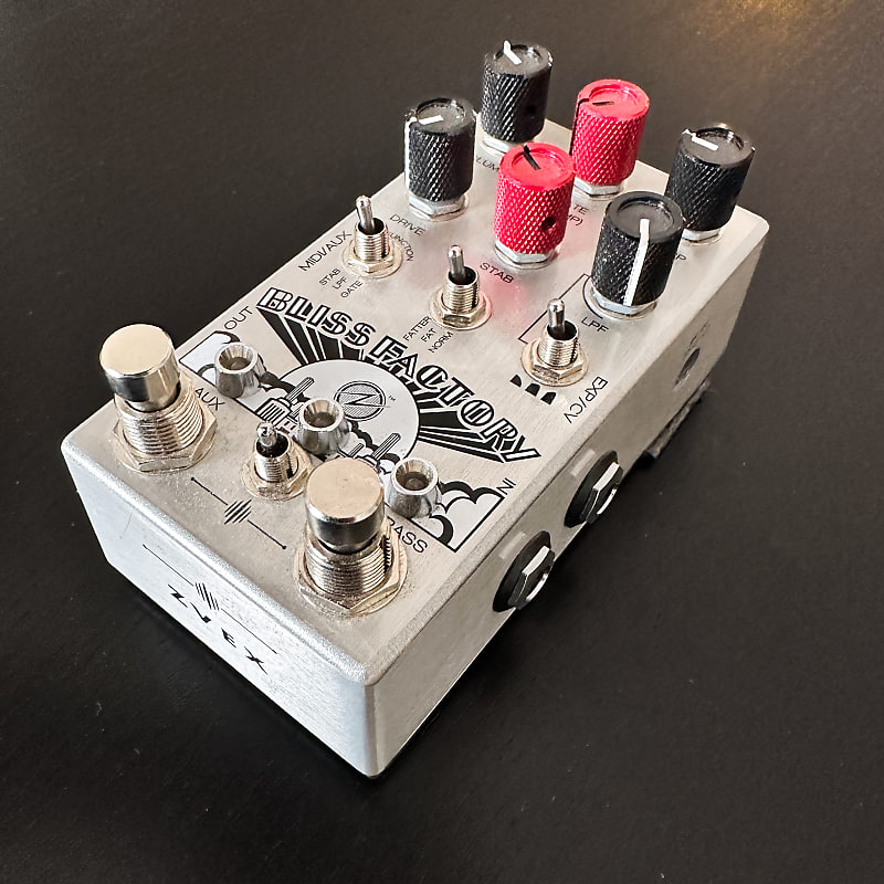 Chase Bliss & ZVEX The Bliss Factory - Pedal Movie Exclusive