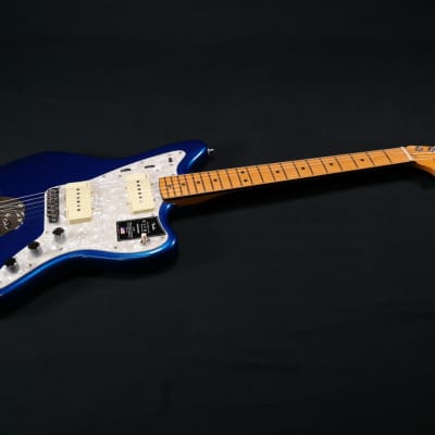 Fender American Ultra Jazzmaster - Maple Fingerboard - Cobra Blue - 763 image 3