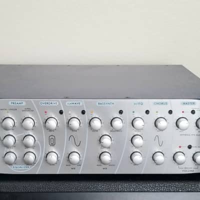 SWR Mo'Bass Rack Bass Amplifier Head / Preamp / Effects SWR Mo'Bass Rack Bass Amplifier Head / Preamp / Effects
