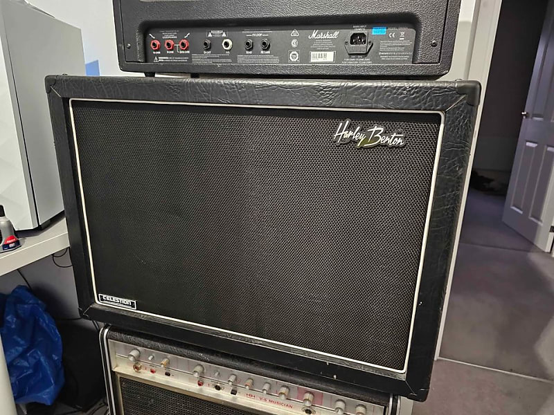 Harley benton 2x12 celestion hot sale v30