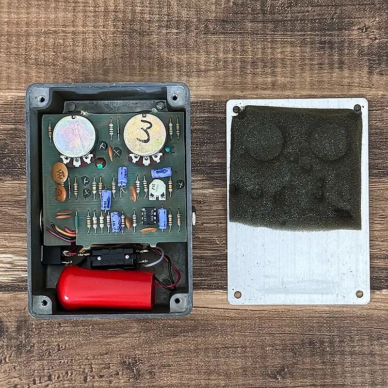 Ross Compressor Pedal | Reverb Canada