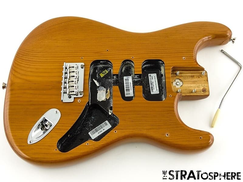 Yahoo!オークション - FENDER JAPAN フェンダー ストラトボディ