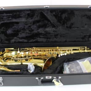 Jupiter JTS700 Intermediate Bb Tenor Saxophone