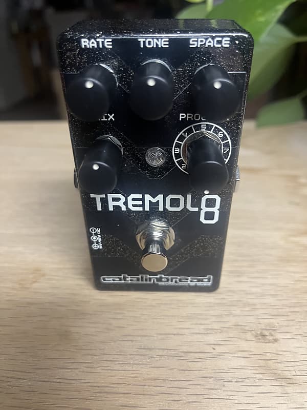 Catalinbread Tremolo8