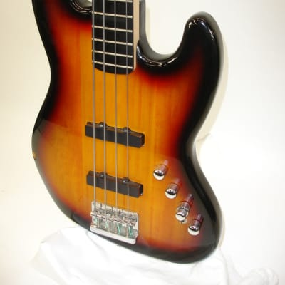 2015 Squier Deluxe Active Jazz Bass IV, 3-Color Sunburst image 3