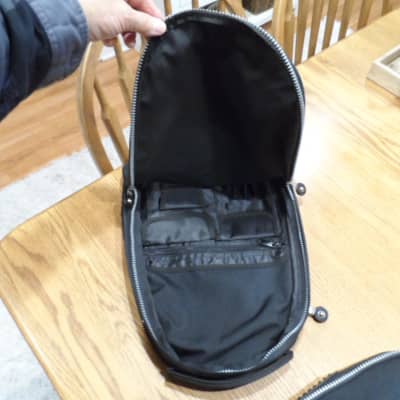 Guitar Gig Bag Backpack Topp Pro Electric with Detachable Backpack Music Gear Black Pro Gear Multi Fit Deluxe Universal Soft Backpack Strap Handle Pad Thick Padded Case for Fender/PRS/Gibson/Jackson/ESP/Ibanez/Sterling/Music Man/AX40 Black image 10