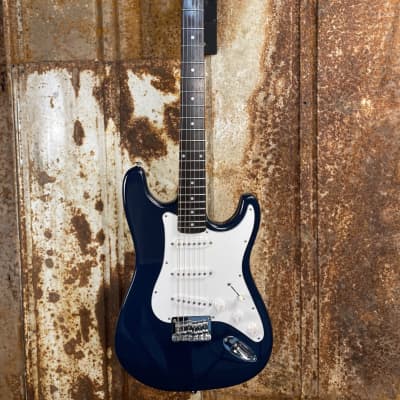 Squier Bullet Stratocaster 2000 - 2005 | Reverb