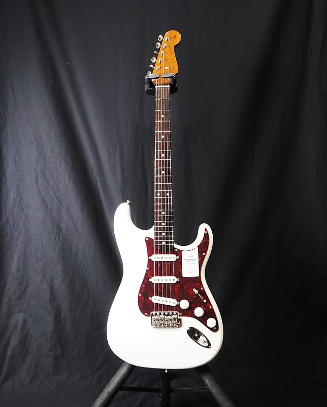 Fender Made In Japan Traditional '60s Stratocaster Roasted Neck