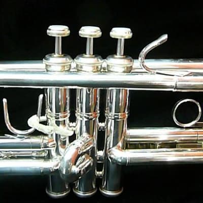 Bach TR200S Intermediate Trumpet Silver Plated image 2