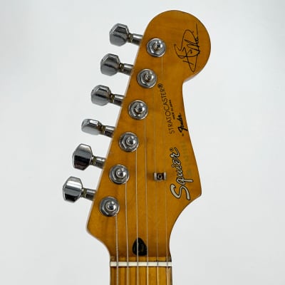 1991 Fender Squier Hank Marvin Japan Stratocaster – Fiesta Red image 5