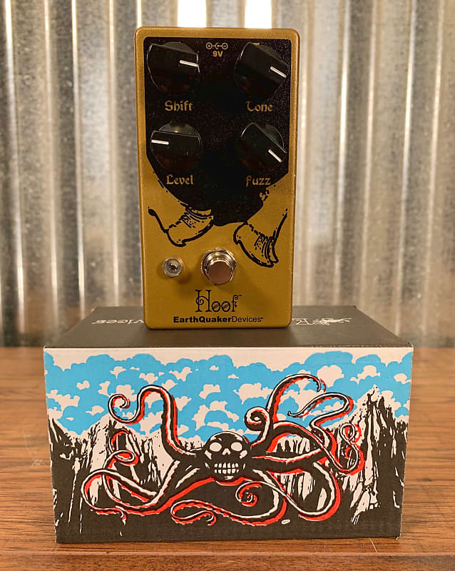 EarthQuaker Devices Hoof Hybrid Fuzz V2 | Reverb