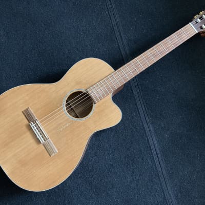 Martin 000C12-16E Classical Crossover Acoustic Guitar Used for sale