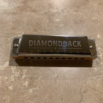 Silver Creek Diamond Back Harmonica with Holder 2017 Silver image 2