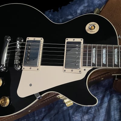GIBSON USAから待望の新製品！Les Paul Standard「Custom Color