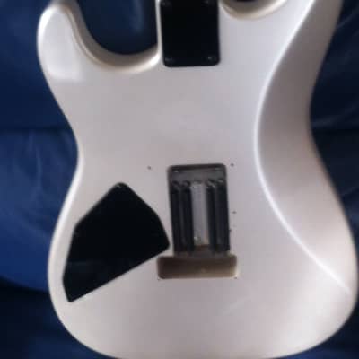 Fingerbone Stratocaster copy 1980 - pearlwhite image 9