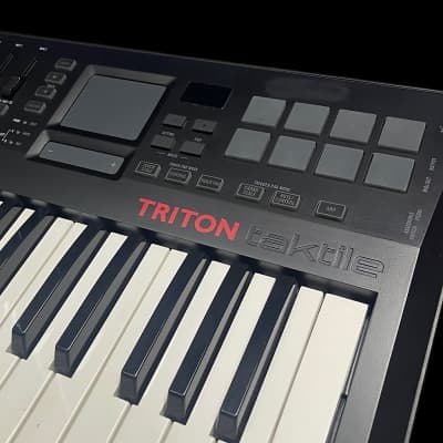 Korg TRTK25 TRITON taktile 25-Key USB Controller/Synthesizer