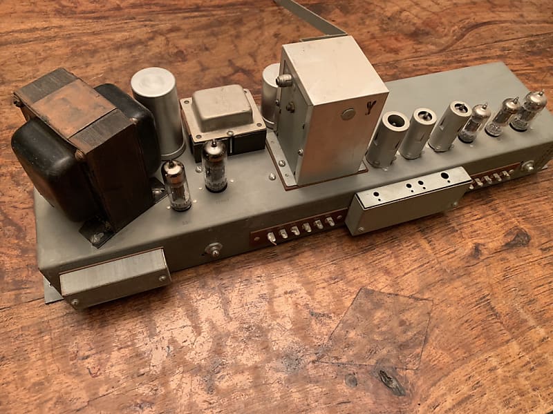 Hammond B3 type AO28 preamp Reverb