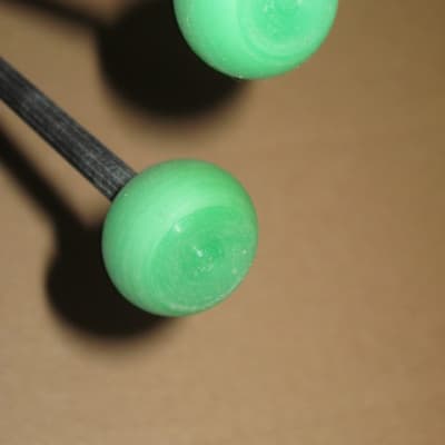new old stock Gambal GPXR1 (UG13GPXR1) Glockenspiel, Bells, Xylophone Percussive Keyboard MALLETS, 1 and 1/4 inch Green Hard Acrylic Flat Ball Heads with Black Synthetic Shafts, with original packaging - from 1990s - early 2000s image 9